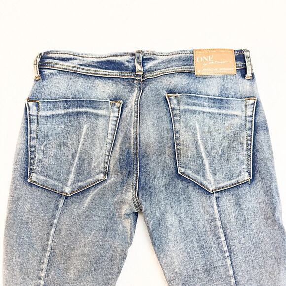One Awesome Skinnies Super Low Waist Short Rise Ripped Denim Jeans Size 28 - Picture 5 of 10